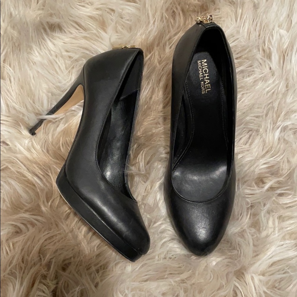 Micheal Kors Heels